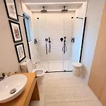 Takumi - Ishi - The Art Of Refined Living Apartmán