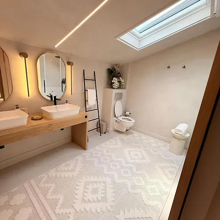 Apartment Takumi - Ishi - The Art Of Refined Living