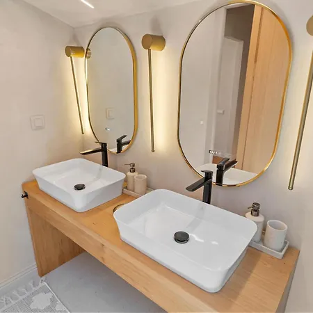 Takumi - Ishi - The Art Of Refined Living Appartement