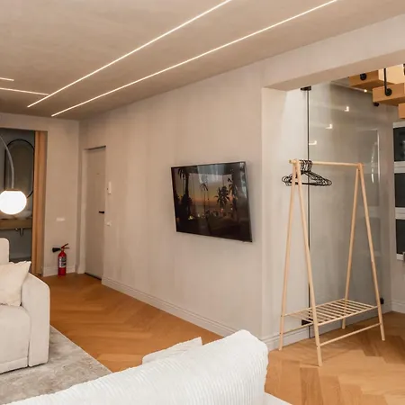 Takumi - Ishi - The Art Of Refined Living * Bucureşti