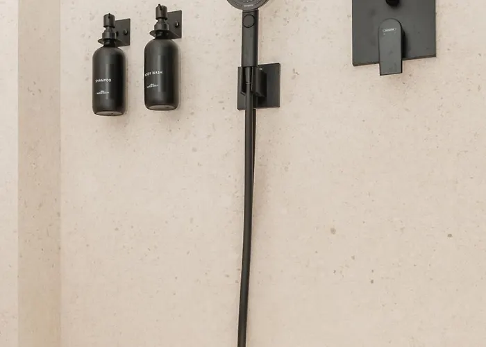 Takumi - Ishi - The Art Of Refined Living Apartament *